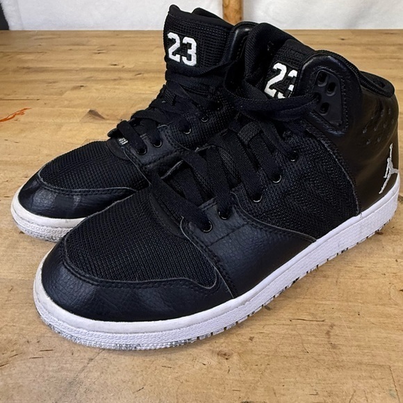 Nike Shoes - Jordan Flight Origin 3 Black White Youth 5.5 / Women’s 7